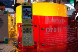 定格通信演进 2005年中国国际通信展上的3G手机与摄影器材掠影